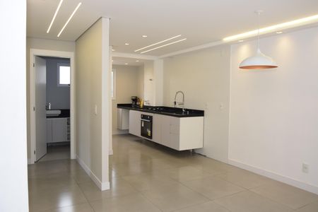 Sala de apartamento para alugar com 2 quartos, 54m² em Jardim de Lourdes, Embu das Artes