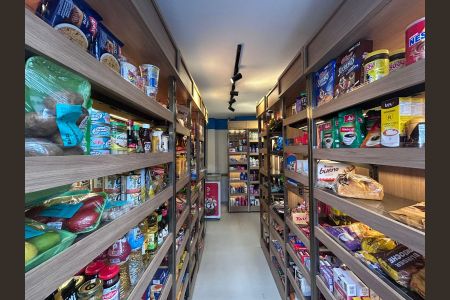 Apartamento para alugar com 62m², 3 quartos e 1 vagaMini Mercado