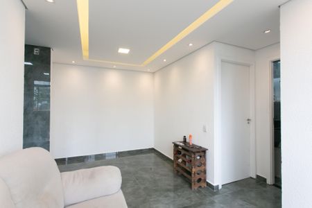 Apartamento para alugar com 43m², 2 quartos e 1 vagaSala
