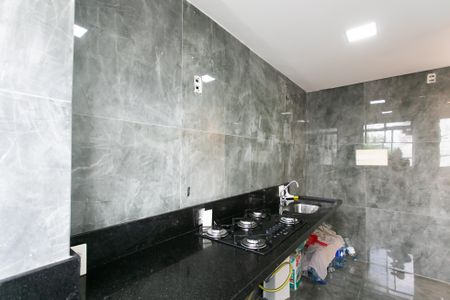 Apartamento para alugar com 43m², 2 quartos e 1 vagaCozinha / Área de Serviço 