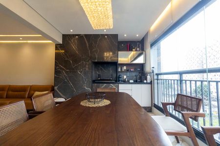 Apartamento à venda com 85m², 3 quartos e 2 vagasVaranda