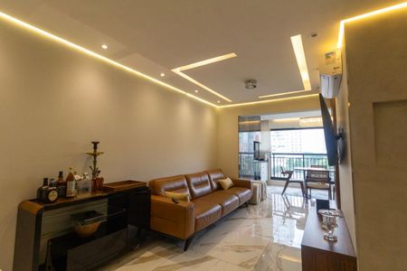 Apartamento à venda com 85m², 3 quartos e 2 vagasSala