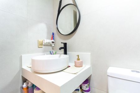 Apartamento à venda com 85m², 3 quartos e 2 vagasBanheiro 2