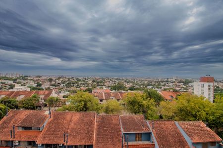 Vista de apartamento à venda com 2 quartos, 67m² em Jardim Itu, Porto Alegre