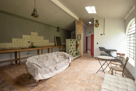 Casa de condomínio para alugar com 400m², 2 quartos e 4 vagasSala da Edicula