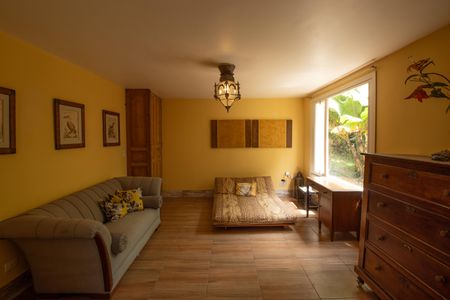 Casa de condomínio para alugar com 400m², 2 quartos e 4 vagasSala 2