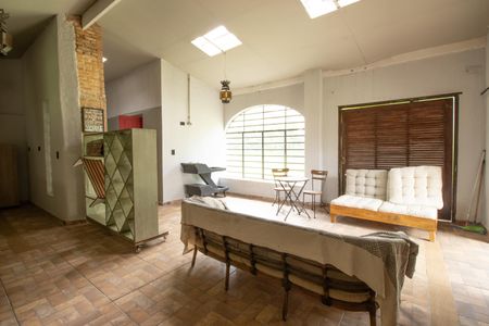 Casa de condomínio para alugar com 400m², 2 quartos e 4 vagasSala da Edicula