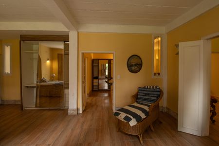 Casa de condomínio para alugar com 400m², 2 quartos e 4 vagasSuíte 