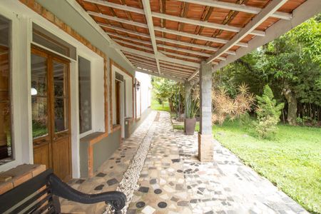 Casa de condomínio para alugar com 400m², 2 quartos e 4 vagasÁrea externa