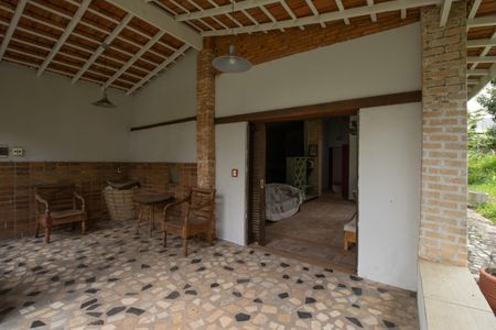 Casa de condomínio para alugar com 400m², 2 quartos e 4 vagasÁrea externa da edícula