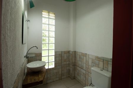 Casa de condomínio para alugar com 400m², 2 quartos e 4 vagasLavabo