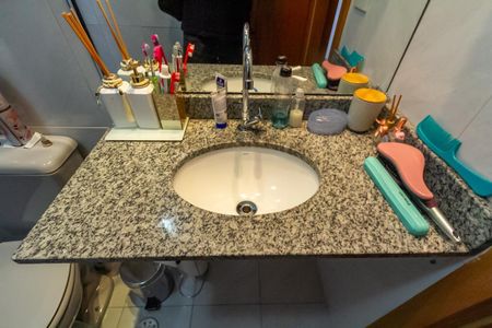 Apartamento à venda com 100m², 3 quartos e 2 vagasBanheiro Social