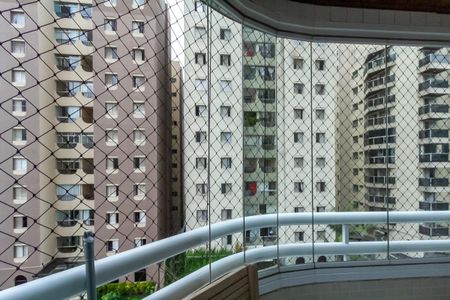 Apartamento à venda com 100m², 3 quartos e 2 vagasVista da Suíte