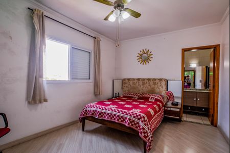 Casa à venda com 100m², 2 quartos e 2 vagasQuarto Suíte