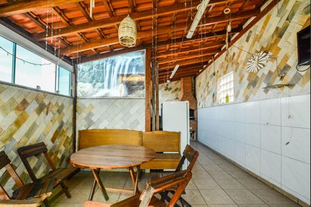 Casa à venda com 100m², 2 quartos e 2 vagasÁrea gourmet