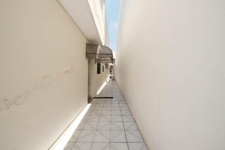 Casa à venda com 240m², 4 quartos e 2 vagasÁrea externa