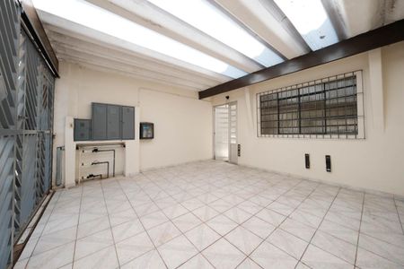 Casa à venda com 240m², 4 quartos e 2 vagasGaragem