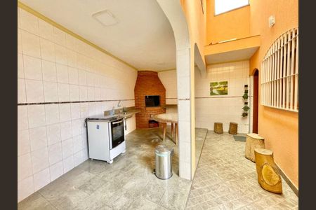 Casa à venda com 193m², 3 quartos e 4 vagasFoto 05