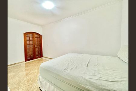 Foto 22 de casa à venda com 3 quartos, 193m² em Parque São Lucas, São Paulo