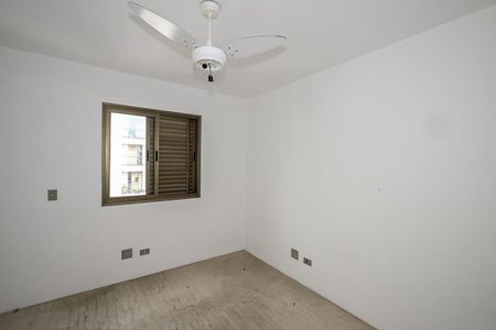 Apartamento para alugar com 333m², 3 quartos e 2 vagasQuarto 2