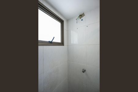 Apartamento para alugar com 333m², 3 quartos e 2 vagasChuveiro do Banheiro