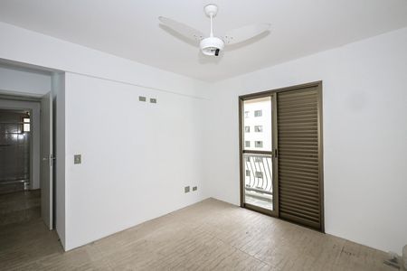 Apartamento para alugar com 333m², 3 quartos e 2 vagasSuíte