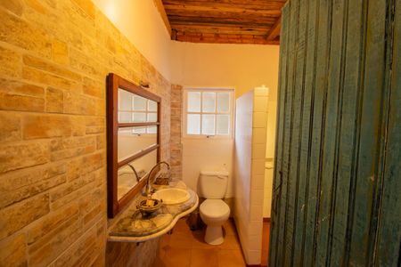 Casa de condomínio para alugar com 400m², 4 quartos e 3 vagasBanheiro 2