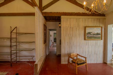 Casa de condomínio para alugar com 400m², 4 quartos e 3 vagasSala