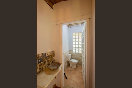 Casa de condomínio para alugar com 400m², 4 quartos e 3 vagasLavabo