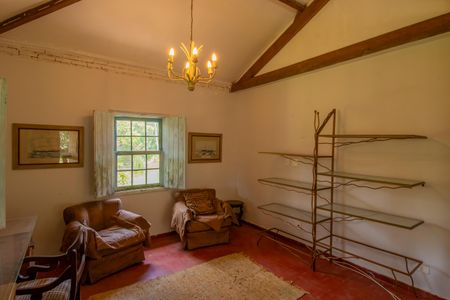 Casa de condomínio para alugar com 400m², 4 quartos e 3 vagasSala