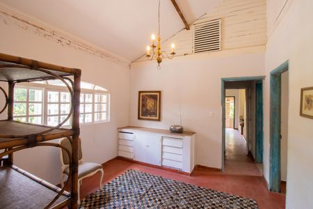 Casa de condomínio para alugar com 400m², 4 quartos e 3 vagasSala 2