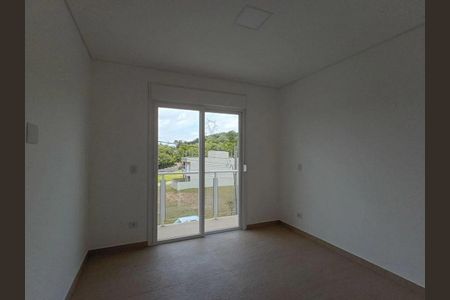 Casa de Condomínio para alugar com 3 quartos, 125m² em Lageadinho, Cotia