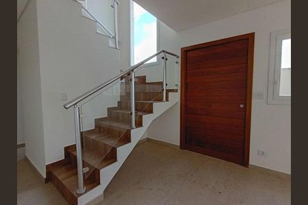 Casa de Condomínio para alugar com 3 quartos, 125m² em Lageadinho, Cotia