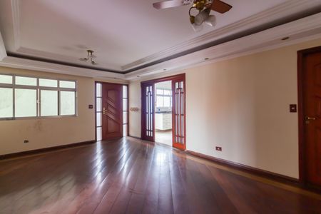 Sala  de casa à venda com 2 quartos, 286m² em Vila Yolanda, Osasco