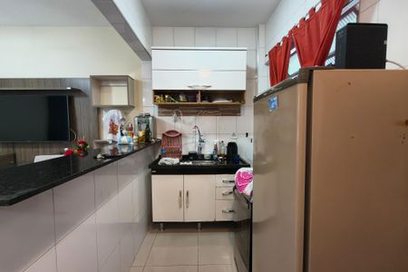 Cozinha  de kitnet/studio para alugar com 0 quarto, 32m² em Canto do Forte, Praia Grande