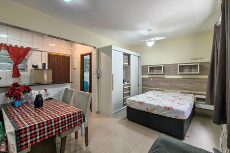 Studio para alugar com 32m², 0 quarto e sem vaga Studio para alugar com 32m², 0 quarto e sem vagaKitnet