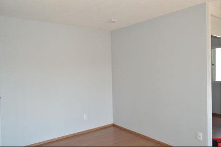 Sala de apartamento para alugar com 2 quartos, 43m² em (o-16), Ribeirão Preto