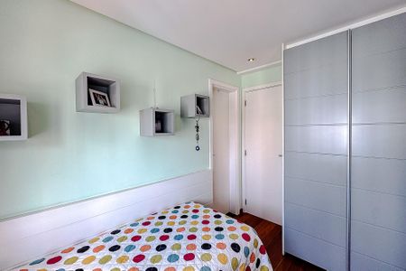 Apartamento à venda com 210m², 3 quartos e 4 vagas Apartamento à venda com 210m², 3 quartos e 4 vagasQuarto 3 - Suíte