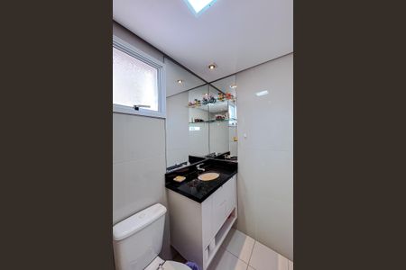 Apartamento à venda com 210m², 3 quartos e 4 vagas Apartamento à venda com 210m², 3 quartos e 4 vagasBanheiro da Suíte 3