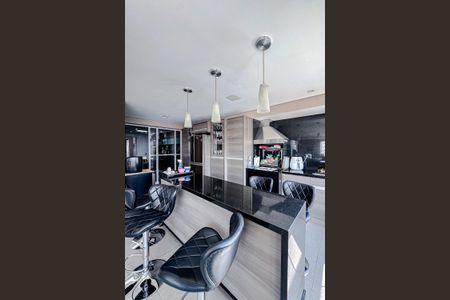 Apartamento à venda com 210m², 3 quartos e 4 vagas Apartamento à venda com 210m², 3 quartos e 4 vagasVaranda da Sala