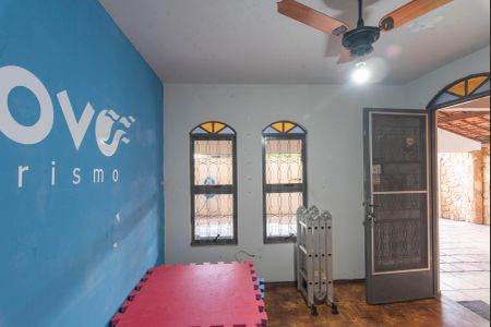 Sala de casa para alugar com 4 quartos, 200m² em Conjunto Habitacional Padre Anchieta, Campinas