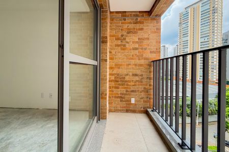 Varanda de kitnet/studio à venda com 1 quarto, 24m² em Chácara Klabin, São Paulo