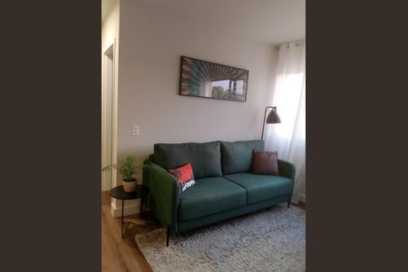 Sala de apartamento à venda com 2 quartos, 60m² em Vila Nova, Porto Alegre