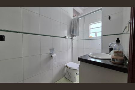 Casa à venda com 350m², 5 quartos e 3 vagas Casa à venda com 350m², 5 quartos e 3 vagasBanheiro