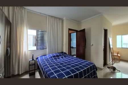 Quarto 2 de casa à venda com 5 quartos, 350m² em Vila Humaita, Santo André