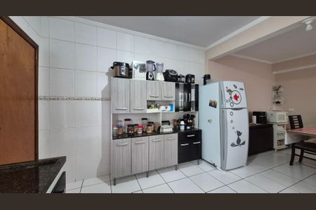 Casa à venda com 350m², 5 quartos e 3 vagas Casa à venda com 350m², 5 quartos e 3 vagasCozinha