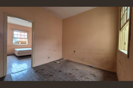 Casa à venda com 350m², 5 quartos e 3 vagas Casa à venda com 350m², 5 quartos e 3 vagasSala - Casa 2