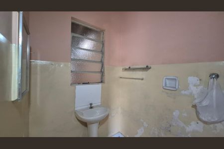 Casa à venda com 350m², 5 quartos e 3 vagas Casa à venda com 350m², 5 quartos e 3 vagasBanheiro - Casa 2