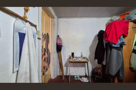 Casa à venda com 350m², 5 quartos e 3 vagas Casa à venda com 350m², 5 quartos e 3 vagasQuarto 2 - Casa 3