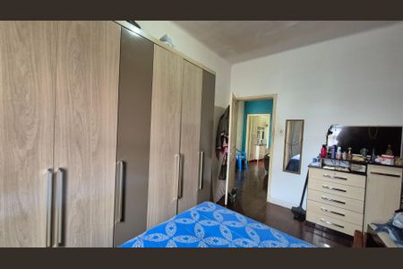 Casa à venda com 350m², 5 quartos e 3 vagas Casa à venda com 350m², 5 quartos e 3 vagasQuarto - Casa 3